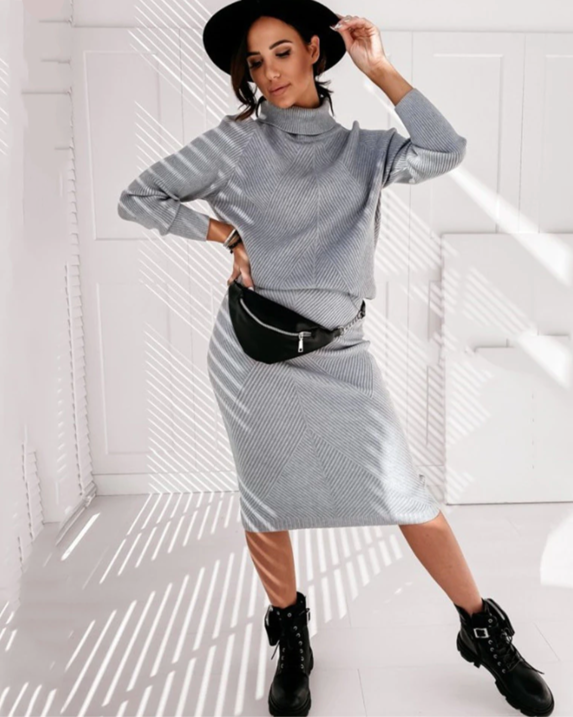 Zorina | Turtleneck Skirt Set