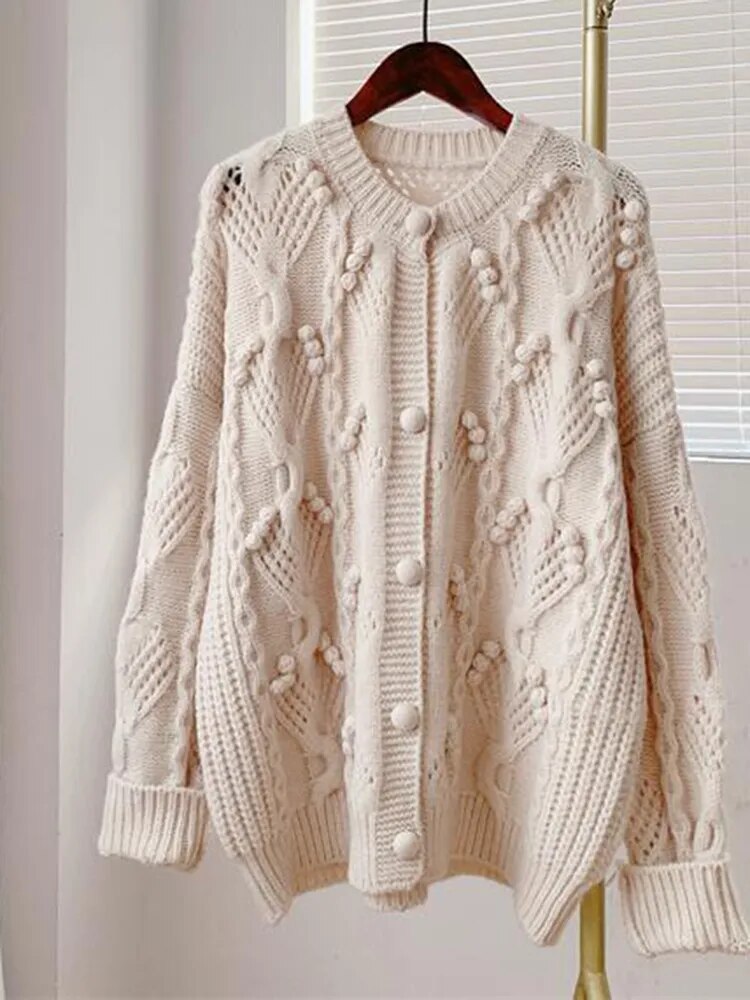 Stylish MARI Cozy Cardigan for an Effortless Chic Look