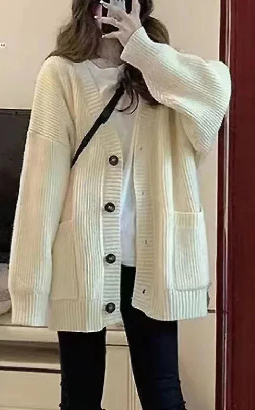 Stylish JEMBA Knit Cardigan for Cozy Elegance