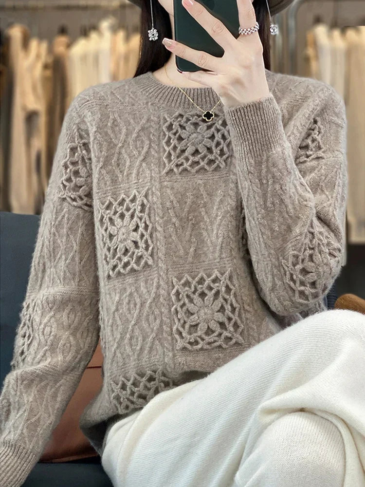 Cozy Elegance: VITELIA Knit Sweater