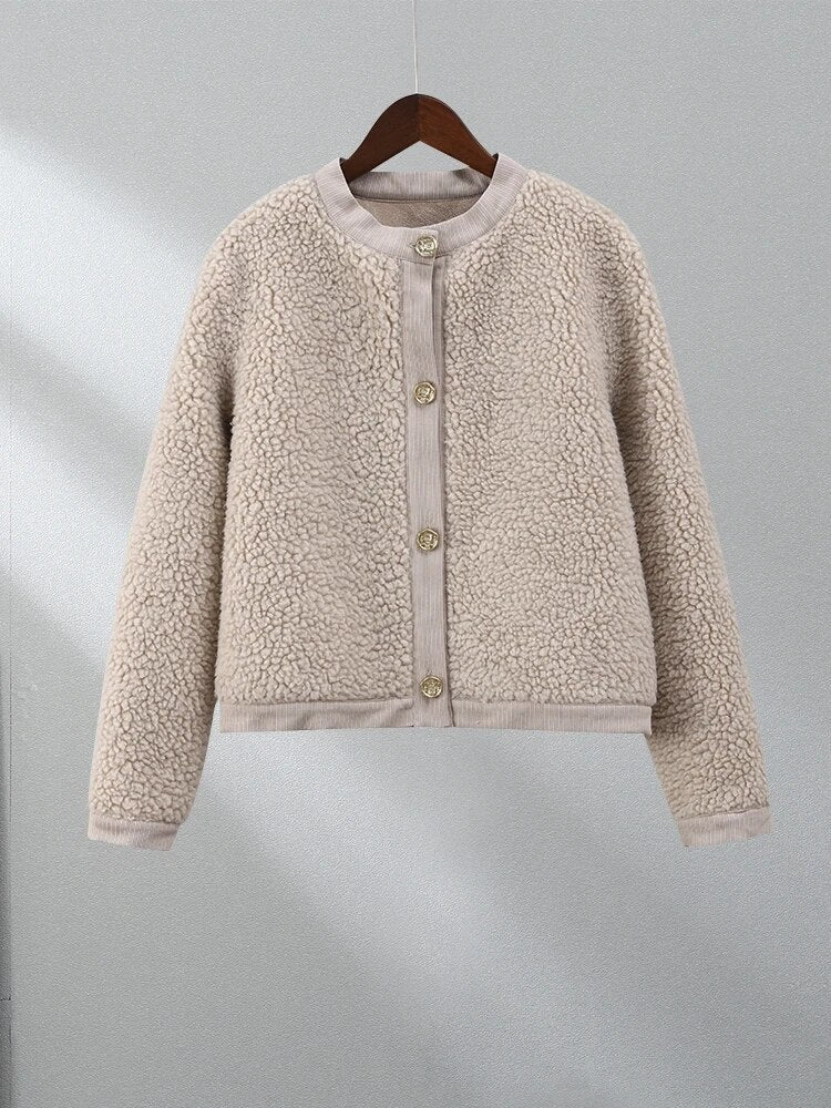 Chic ILARIA Cozy Cardigan