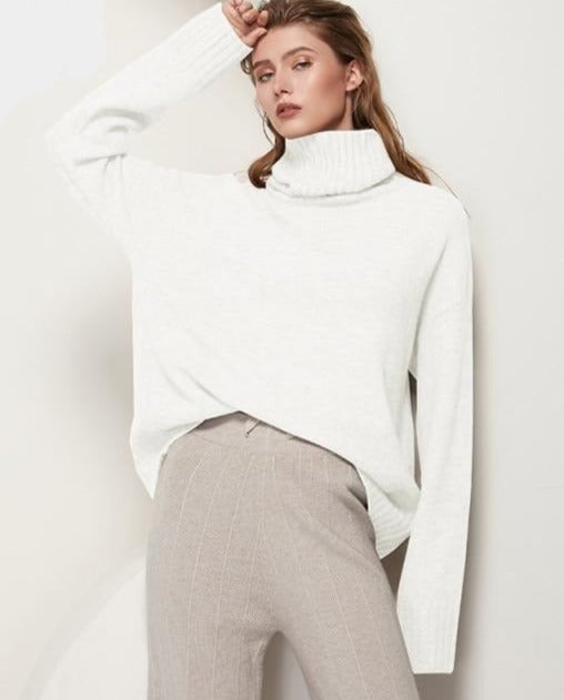 Cozy Elegance: The KAILA Sweater