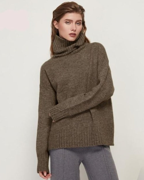 Cozy Elegance: The KAILA Sweater